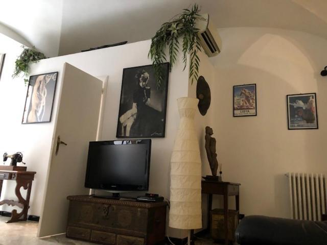 Appartamento Elly'S Loft Roma Esterno foto